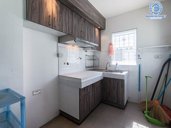 *****บ้านเดี่ยวมือสองสมุทรปราการ ม.พฤกษ์ลดา ประชาอุทิศ90 เนื้อที่กว้างขวางมากถึง 50.40 ตร.ว. ฟังก์ชัน 3 ห้องนอน 3 ห้องน้ำ ที่จอดรถ 2 คัน สภาพสวย แถมฟรี! เฟอร์นิเจอร์ทั้งหลัง ลากกระเป๋าพร้อมเข้าอยู่ได้เลย โครงการตั้งบนทำเลแห่งการเดินทาง เชื่อมต่อถนนประชาอุทิศ-วัดคู่สร้าง ถนนสุขสวัสดิ์ ใกล้ทางหลวงพิเศษหมายเลข9 จองเลย!